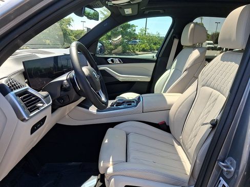 Used 2024 BMW X5 xDrive40i w/ Premium Package AWD/4WD image 13