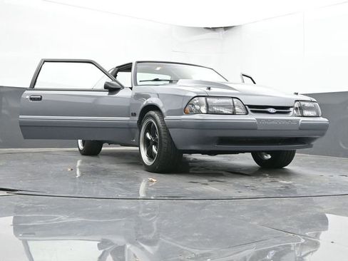 Used 1993 Ford Mustang LX image 60