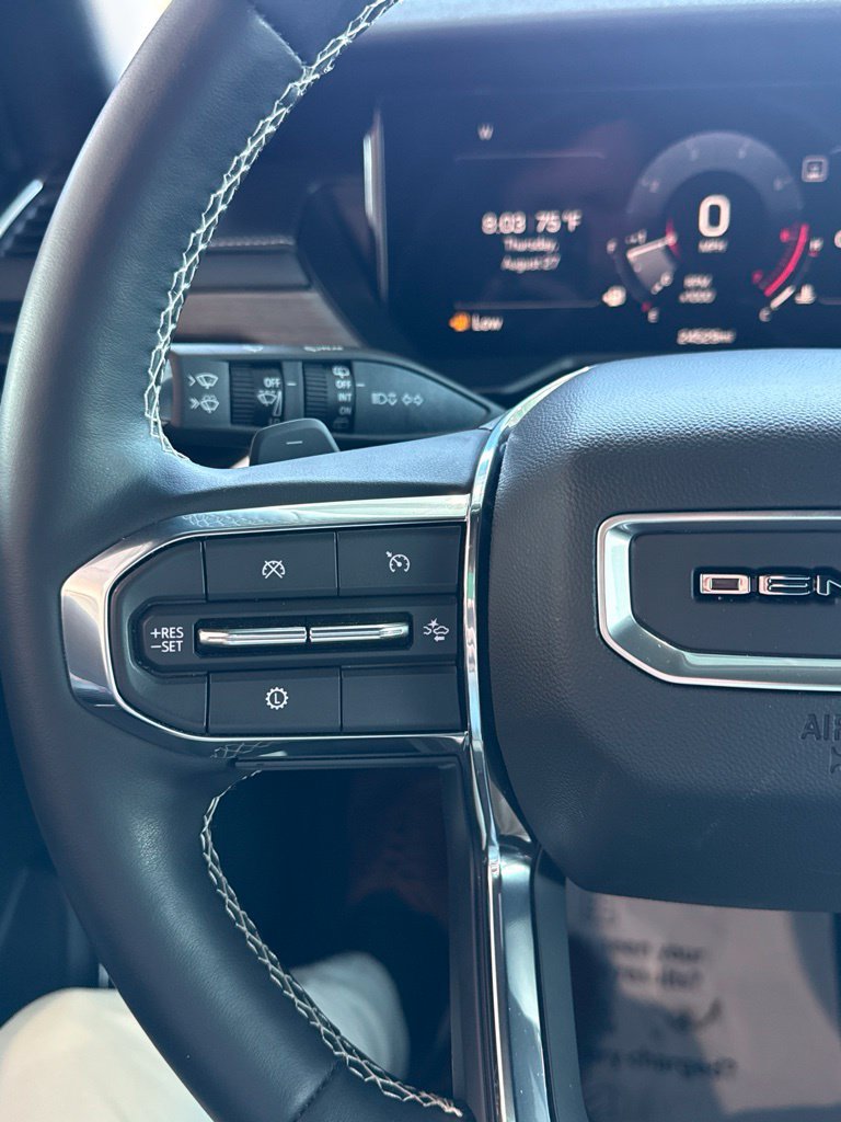 Used 2024 GMC Acadia Denali FWD image 28
