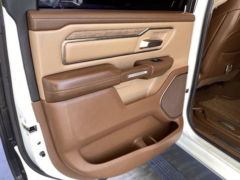 Used 2019 RAM 1500 Limited AWD/4WD image 11