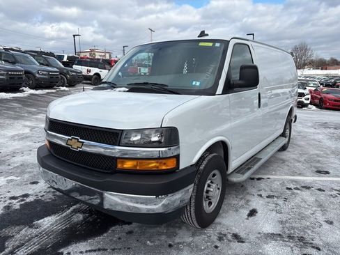 Used 2024 Chevrolet Express 2500 w/ Driver Convenience Package image 7