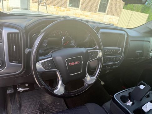 Used 2018 GMC Sierra 1500 SLE w/ Suspension Package, Off-Road image 8