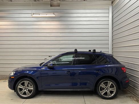 Used 2019 Audi Q5 2.0T Premium Plus w/ Premium Plus Package AWD/4WD image 6