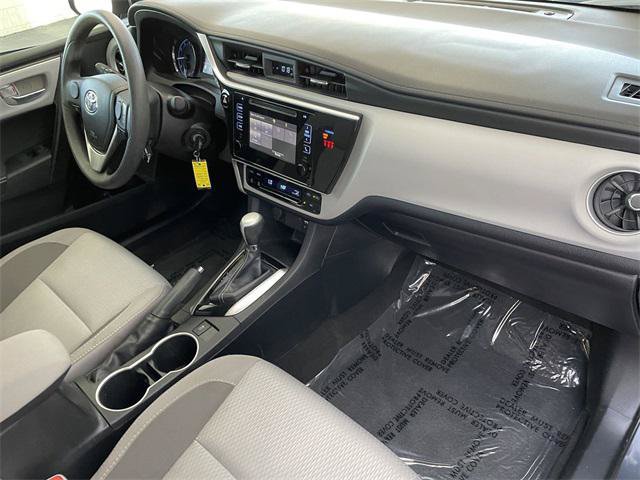 Certified 2018 Toyota Corolla LE w/ Carpet Mat Package (TMS) FWD image 30