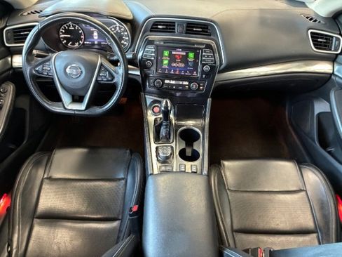 Used 2021 Nissan Maxima 3.5 SV w/ Floor Mat Group FWD image 3