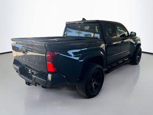 Used 2024 Toyota Tacoma SR5 image 7