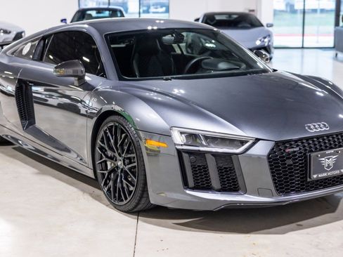 Used 2018 Audi R8 V10 plus image 10
