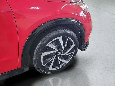Used 2019 Honda HR-V Sport image 30