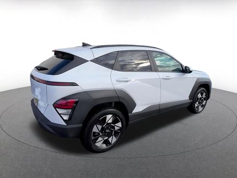 Used 2025 Hyundai Kona SEL image 13