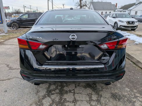Used 2022 Nissan Altima 2.0 SR image 5