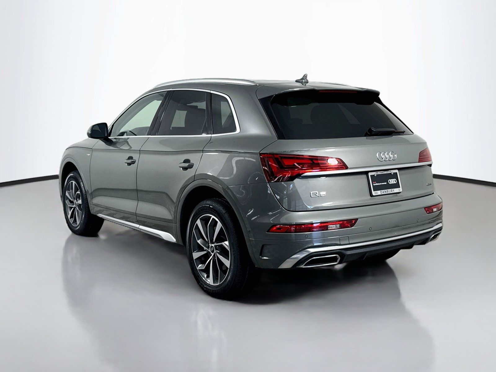 Used 2024 Audi Q5 2.0T Prestige AWD/4WD image 3