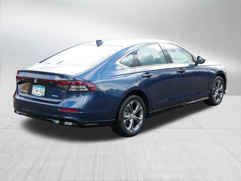 Certified 2025 Honda Accord EX-L image 7