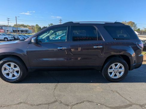 Used 2015 GMC Acadia SLE image 4