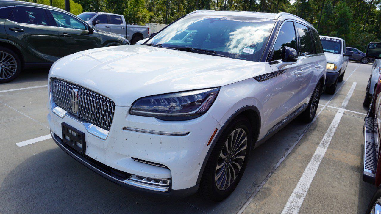 Used 2020 Lincoln Aviator Reserve w/ Equipment Group 201A RWD image 6