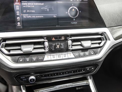 Used 2019 BMW 330i xDrive Sedan AWD/4WD image 28