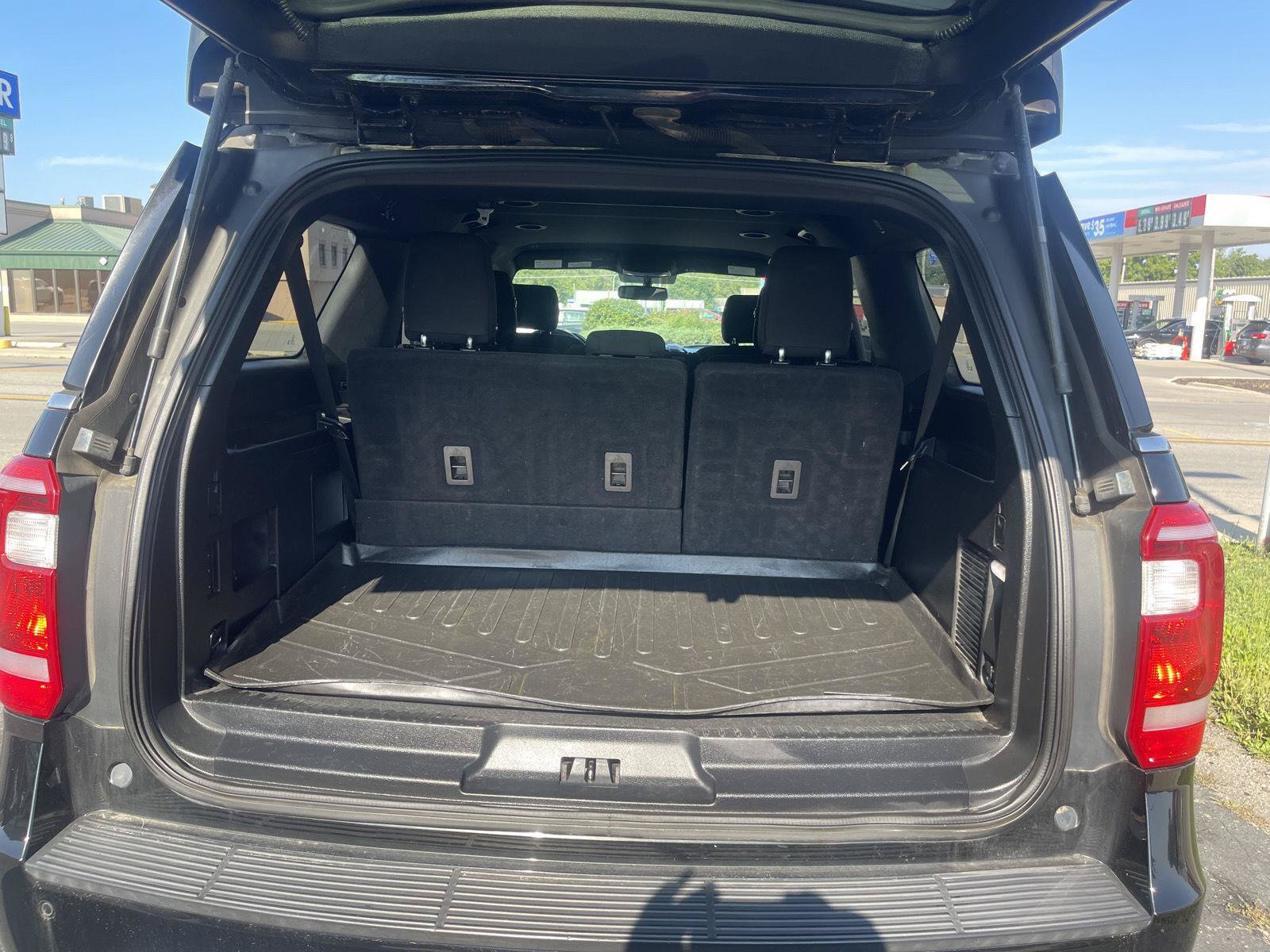 Used 2019 Ford Expedition Max XLT AWD/4WD image 13
