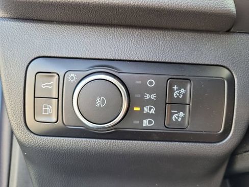 New 2025 Ford Escape SE FWD image 14