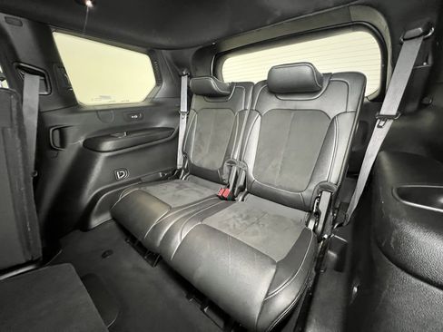 Used 2024 Jeep Grand Cherokee L Laredo image 6