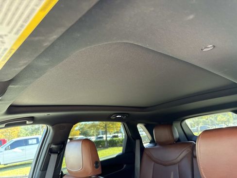 Used 2021 Cadillac XT5 Premium Luxury image 24