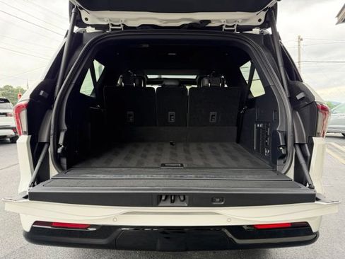 Used 2025 Lincoln Navigator L Black Label AWD/4WD image 28