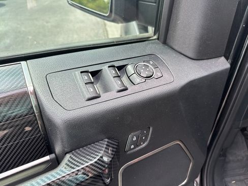 Used 2018 Ford F150 Raptor w/ Equipment Group 802A Luxury AWD/4WD image 21