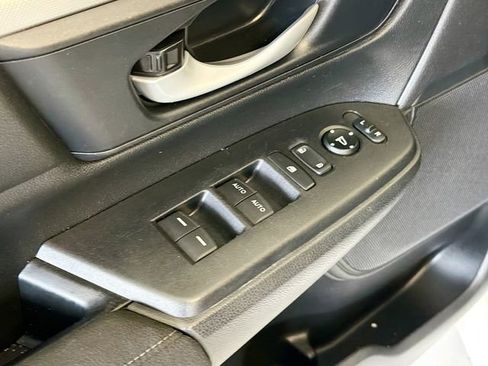 Used 2021 Honda CR-V Special Edition image 17