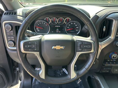 Used 2021 Chevrolet Silverado 1500 LTZ w/ LTZ Premium Package image 15