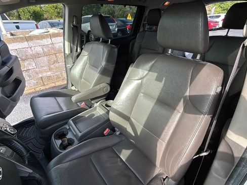 Used 2014 Honda Odyssey Touring image 16