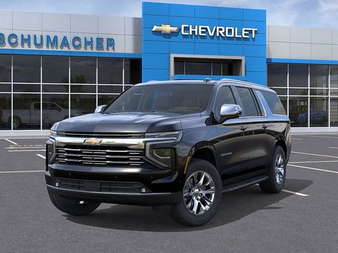 New 2026 Chevrolet Suburban Premier image 6