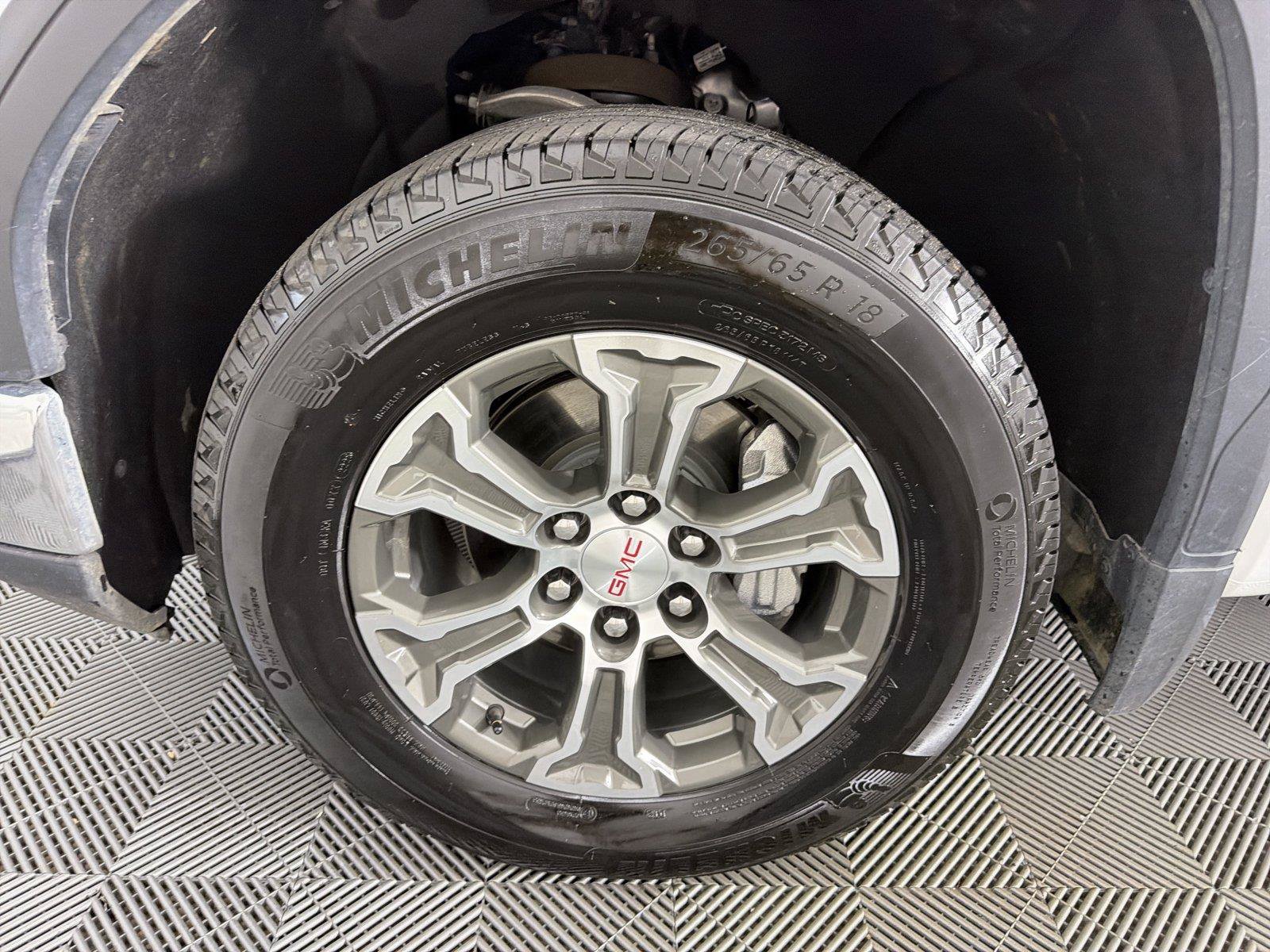 Certified 2026 GMC Sierra 1500 SLT AWD/4WD image 9