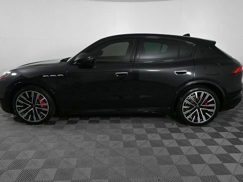 Used 2023 Maserati Grecale Modena AWD/4WD image 3