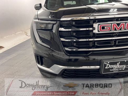 Used 2025 GMC Acadia Elevation FWD image 10