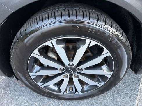 Used 2018 Kia Sportage EX FWD image 11