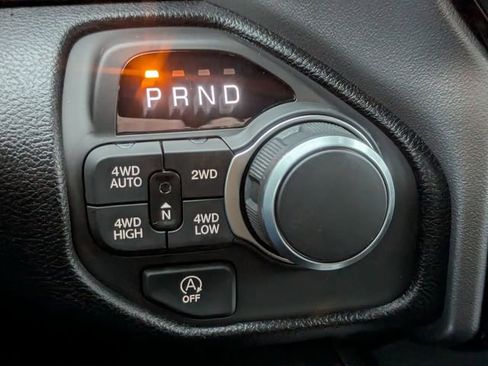 New 2025 RAM 1500 Big Horn AWD/4WD image 15