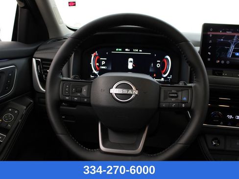 New 2026 Nissan Rogue Platinum image 23