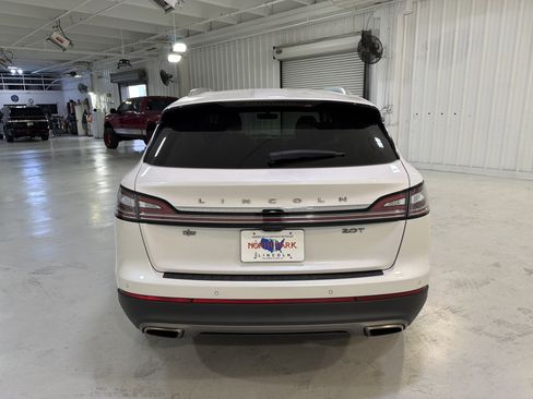 Used 2019 Lincoln Nautilus Select w/ Cargo Utility Package image 4