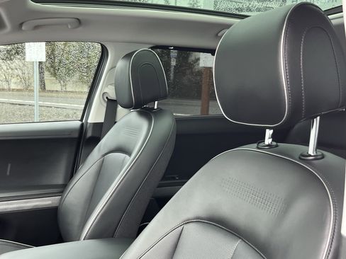 Certified 2024 Hyundai Ioniq 5 Limited image 18