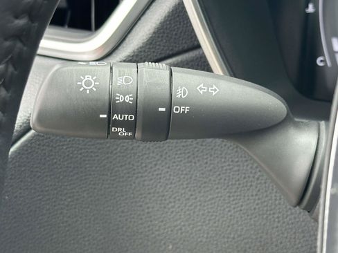 Used 2024 Toyota Corolla Cross XLE w/ Convenience Package AWD/4WD image 24