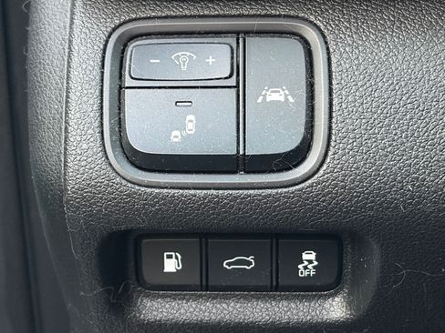 Used 2019 Kia Optima S FWD image 10