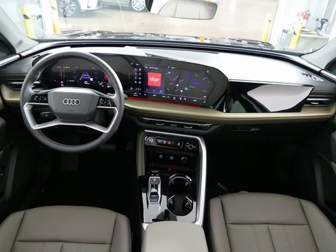 New 2025 Audi Q5 Premium image 24