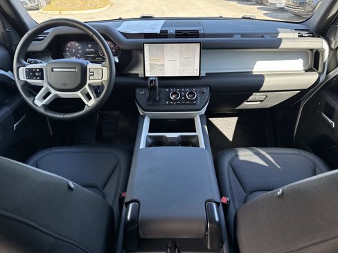 Certified 2025 Land Rover Defender 110 S image 15