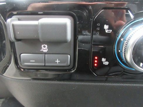 New 2026 GMC Sierra 1500 SLE AWD/4WD image 19