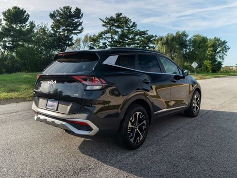 Used 2025 Kia Sportage EX w/ Premium Package AWD/4WD image 7