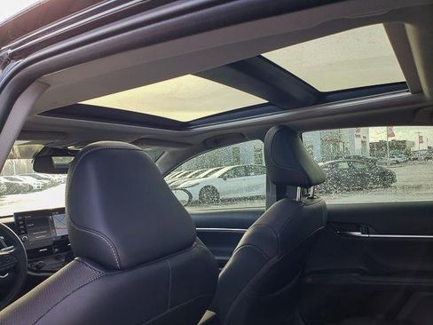 Used 2022 Toyota Camry XSE image 23