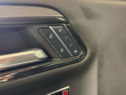 Used 2024 GMC Sierra 1500 AT4 w/ Technology Package AWD/4WD image 18
