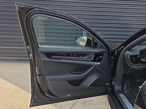 New 2026 Porsche Panamera 4 image 6