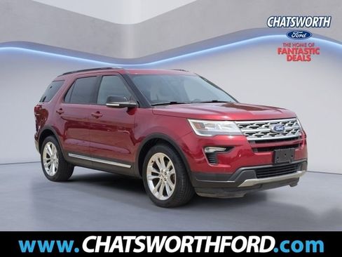 Used 2018 Ford Explorer XLT w/ Equipment Group 201A FWD image 1