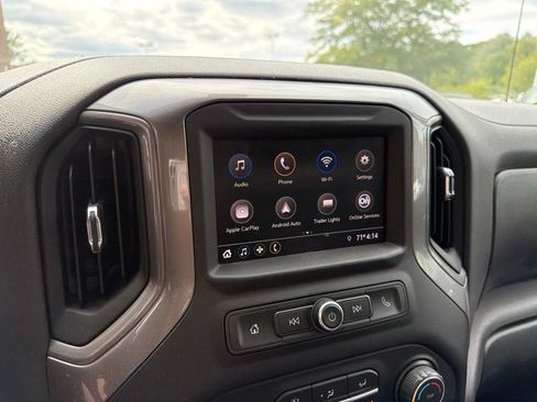 Used 2020 Chevrolet Silverado 1500 Custom w/ Custom Value Package AWD/4WD image 12