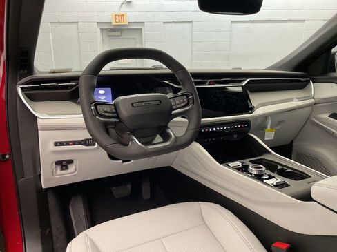 New 2026 Jeep Cherokee Limited image 12