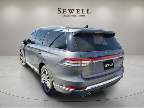 Certified 2023 Lincoln Aviator Reserve w/ Elements Package Plus image 4